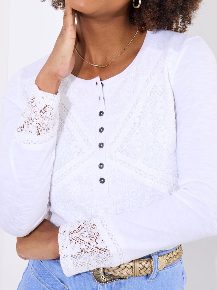 Joe Browns White Lace Panel Button Down 100% Cotton Jersey Top - Image 4 of 5