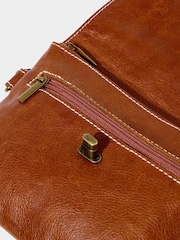 Joe Browns Studded Washed Leather Cross-Body Bag - Bild 6 von 7