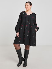 Simply Be Black Embroidered Cherry Skater Dress - Image 4 of 4