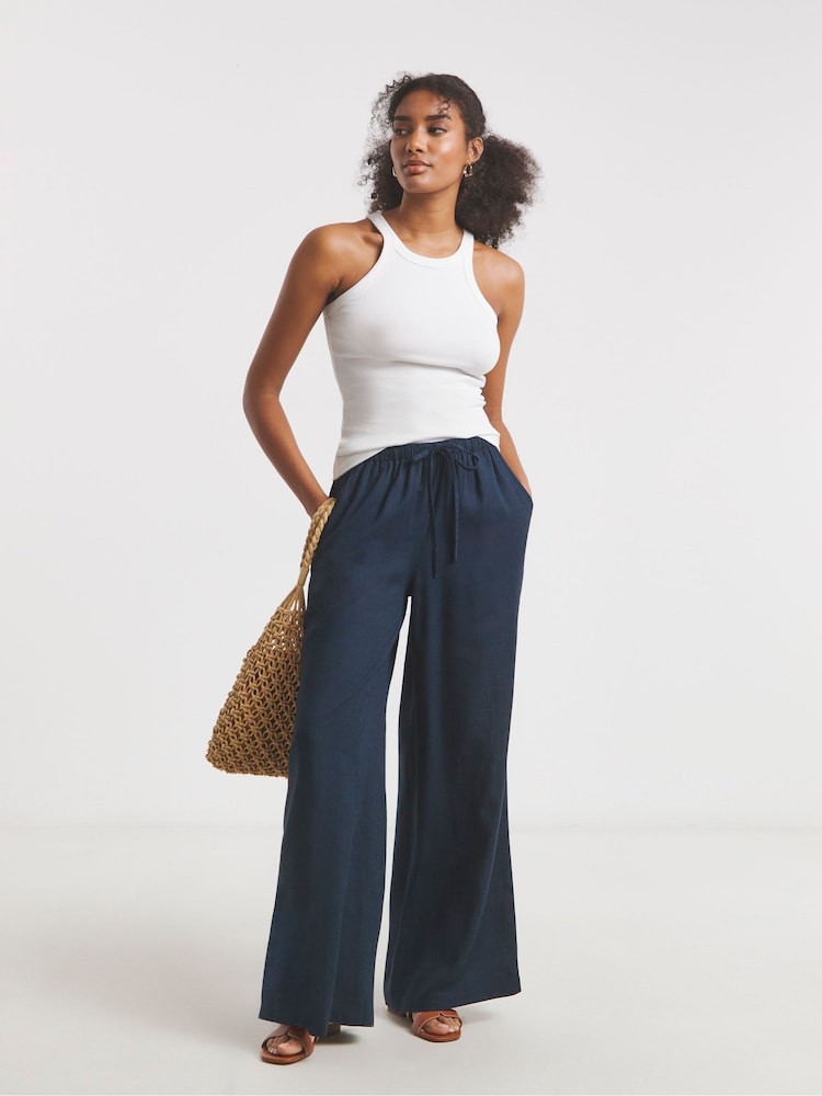 Azul claro - Simply Be Tie Waist Wide Leg Trousers - Imagen 1 de 4 Azul claro - Simply Be Tie Waist Wide Leg Trousers - Imagen 1 de 4