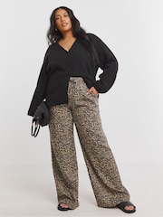 Simply Be Black Cheesecloth Boxy Shirt - Image 3 of 4