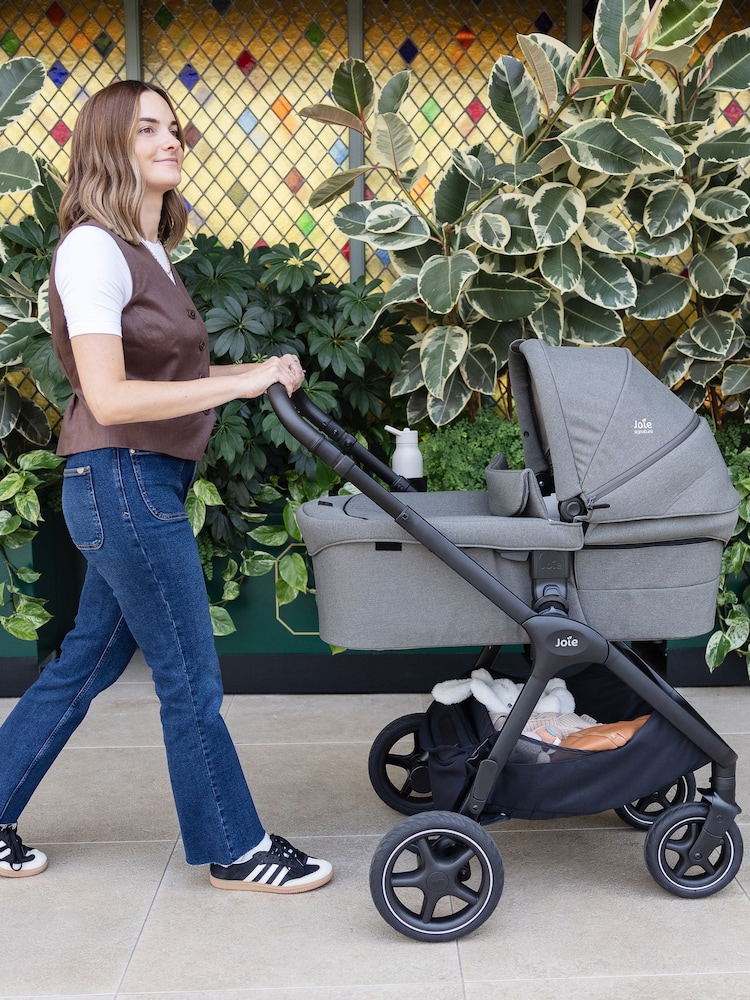 Joie Evergreen Ramble XL Signature Carrycot - Image 1 of 5