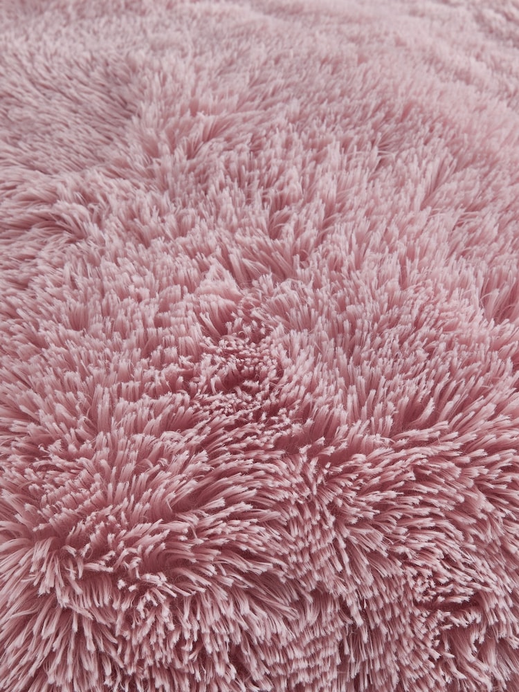Catherine Lansfield Blush So Soft Cuddly Deep Pile Duvet Cover and Pillowcase Set - Image 4 of 4