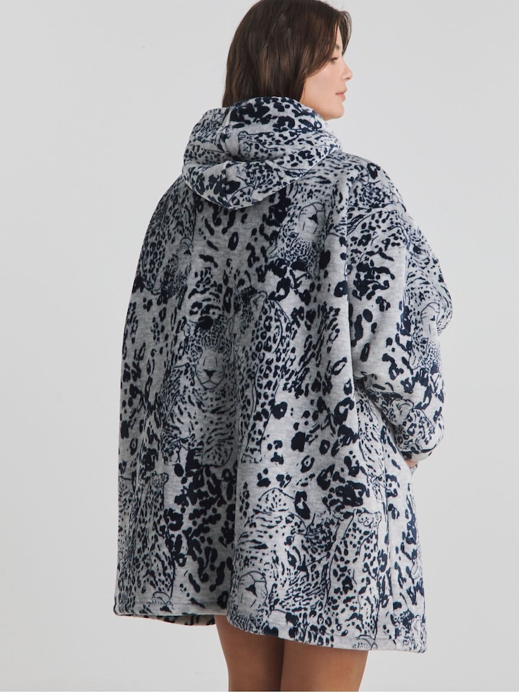 Simply Be Grey Animal Print Oversized Hooded Dress With Elasticated Sleeves - Image 2 of 3