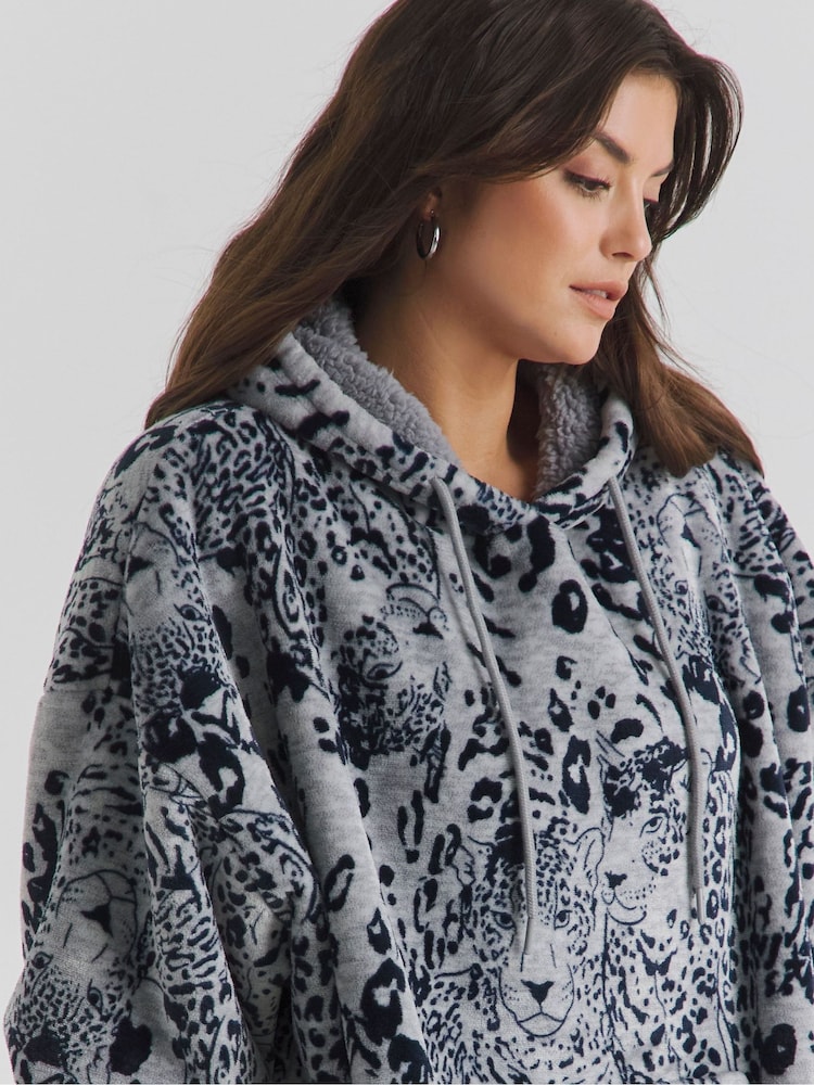 Simply Be Grey Animal Print Oversized Hooded Dress With Elasticated Sleeves - Image 3 of 3