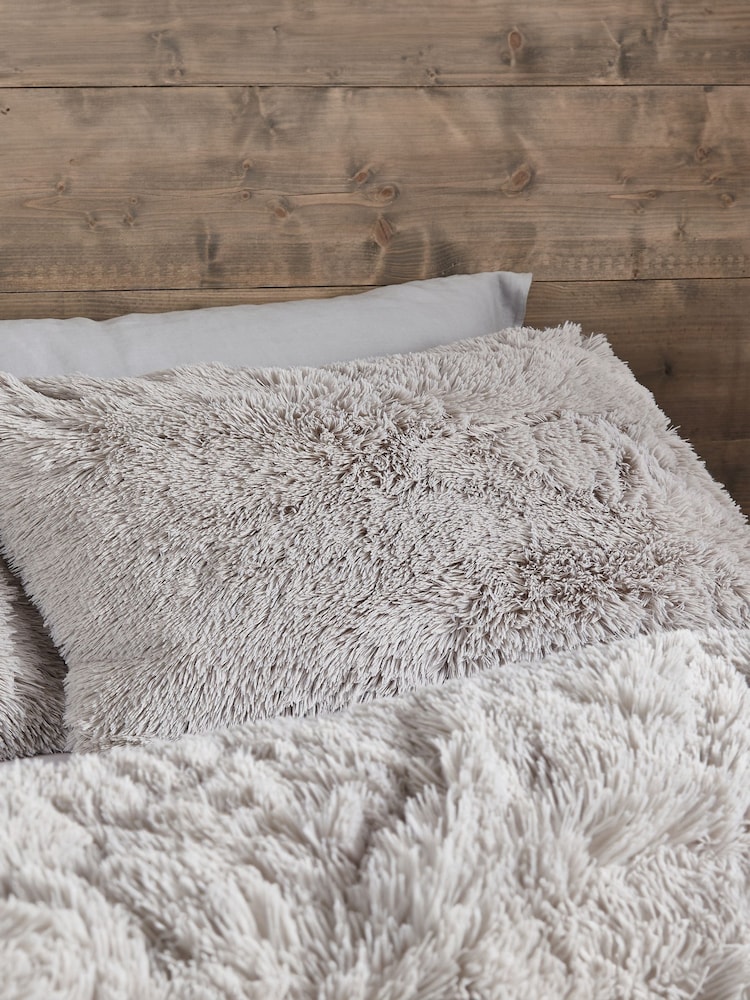 Catherine Lansfield Grey So Soft Cuddly Deep Pile Duvet Cover and Pillowcase Set - Image 2 of 4 Catherine Lansfield Grey So Soft Cuddly Deep Pile Duvet Cover and Pillowcase Set - Image 2 of 4