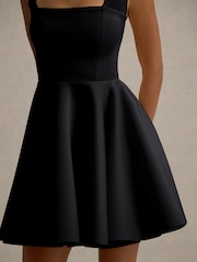 Club L London – Peggy – Neckholder-Skater-Minikleid - Bild 4 von 7