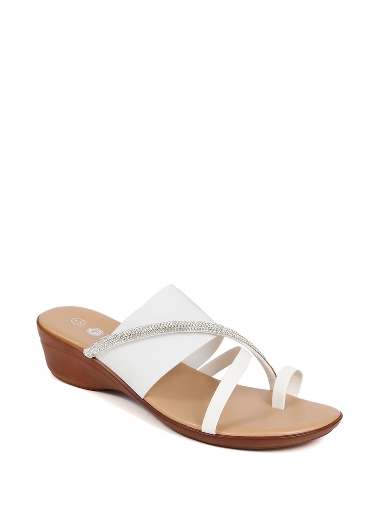 Pavers White Smart Toe Post Sandals - Image 2 of 5