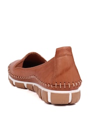 Pavers Tan Slip-Ons Leather Pumps - Image 3 of 5