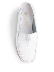 Pavers White-Silver Leather Moccasins - Image 3 of 6