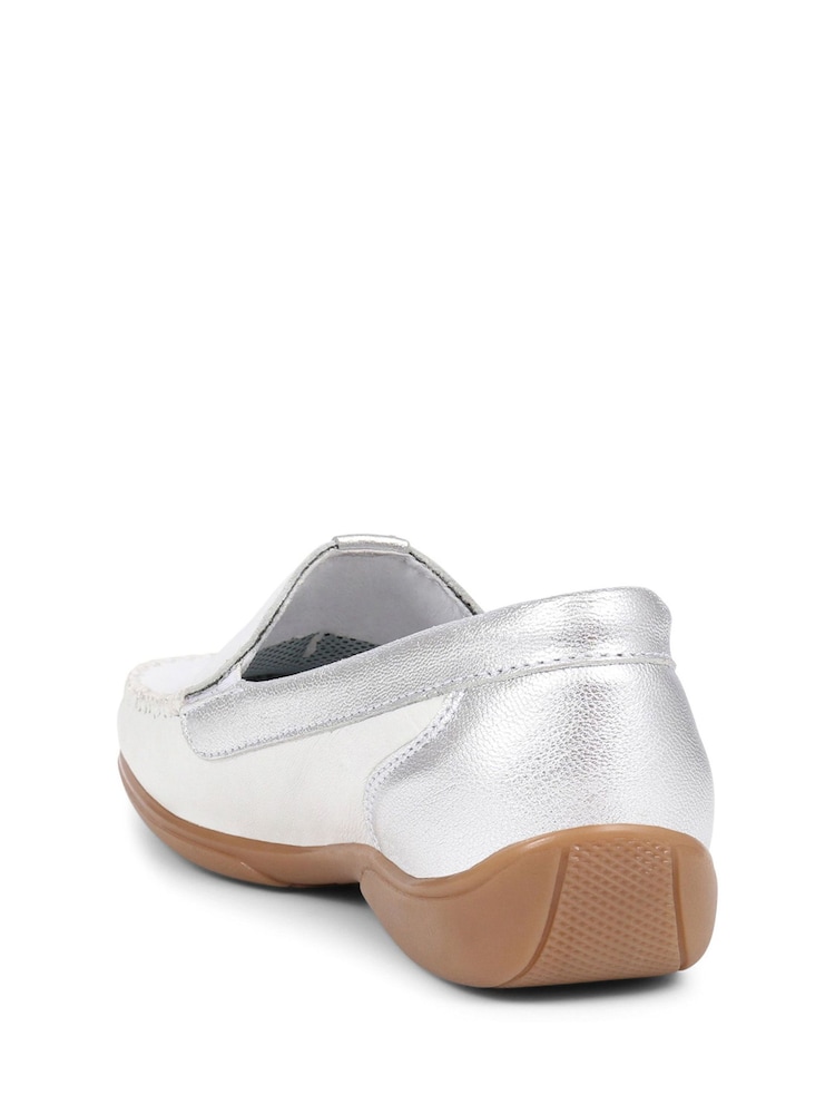 Pavers White-Silver Leather Moccasins - Image 5 of 6