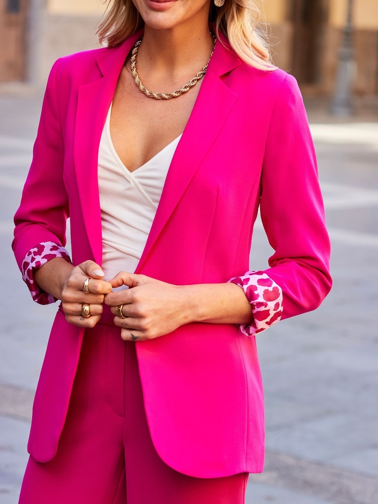 Rosa - Americana con forro en estampado de leopardo de Sosandar - Imagen 5 de 5 Rosa - Americana con forro en estampado de leopardo de Sosandar - Imagen 5 de 5