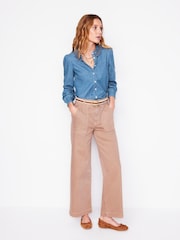 Boden Smocked Neck Denim Shirt - Imagen 4 de 5
