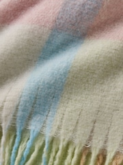 Catherine Lansfield Pink Check Throw - Image 2 of 3