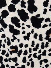 Catherine Lansfield Natural Leopard Print Cotton Beach Towel - Image 3 of 3