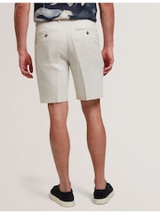 Creme - Shorts de linho Ted Baker Kenleys - Imagem 4 de 6
