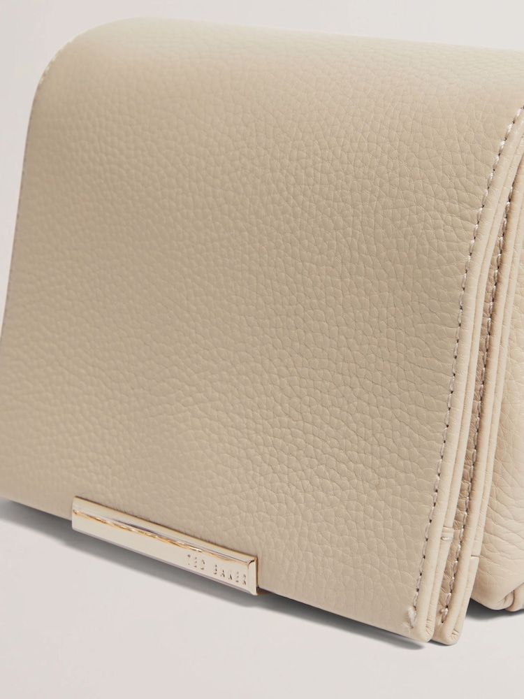 Ted Baker White Rousen Bar Detail Leather Crossbody Bag - Image 2 of 3