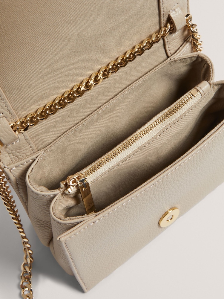 Ted Baker White Rousen Bar Detail Leather Crossbody Bag - Image 3 of 3