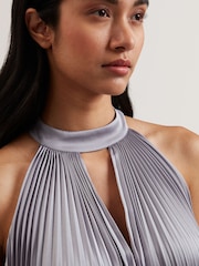 Пурпурный - Платье макси с V-образным вырезом и складками от Ted Baker Akala - Image 2 of 5