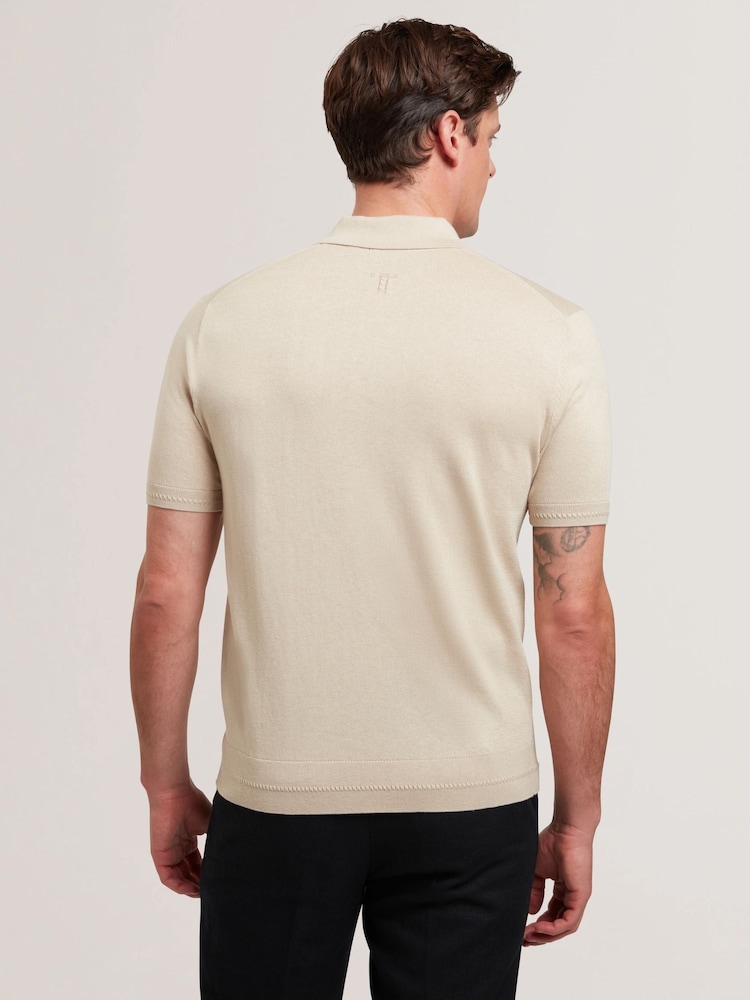 كريم - Ted Baker Nick Short Sleeve Silk Polo Shirt - صورة 2 من 6
