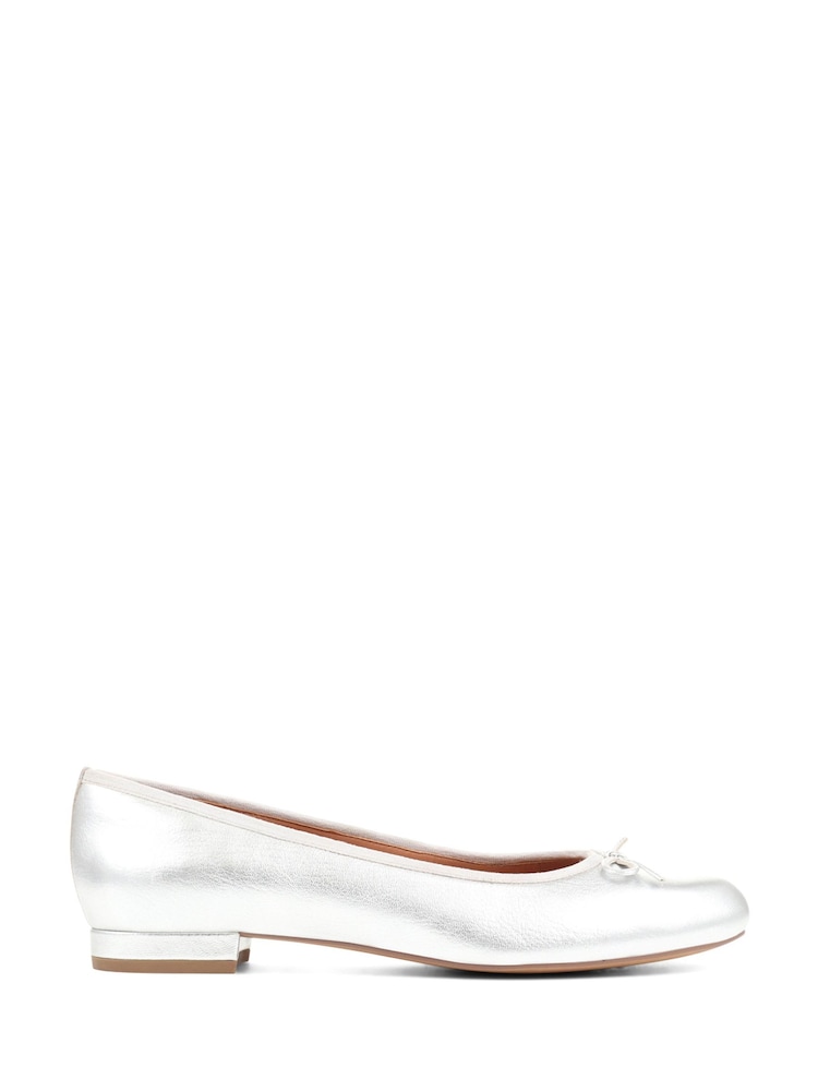 Jones Bootmaker Silver Soleil Leather Low Ballet Shoes - Image 1 of 5