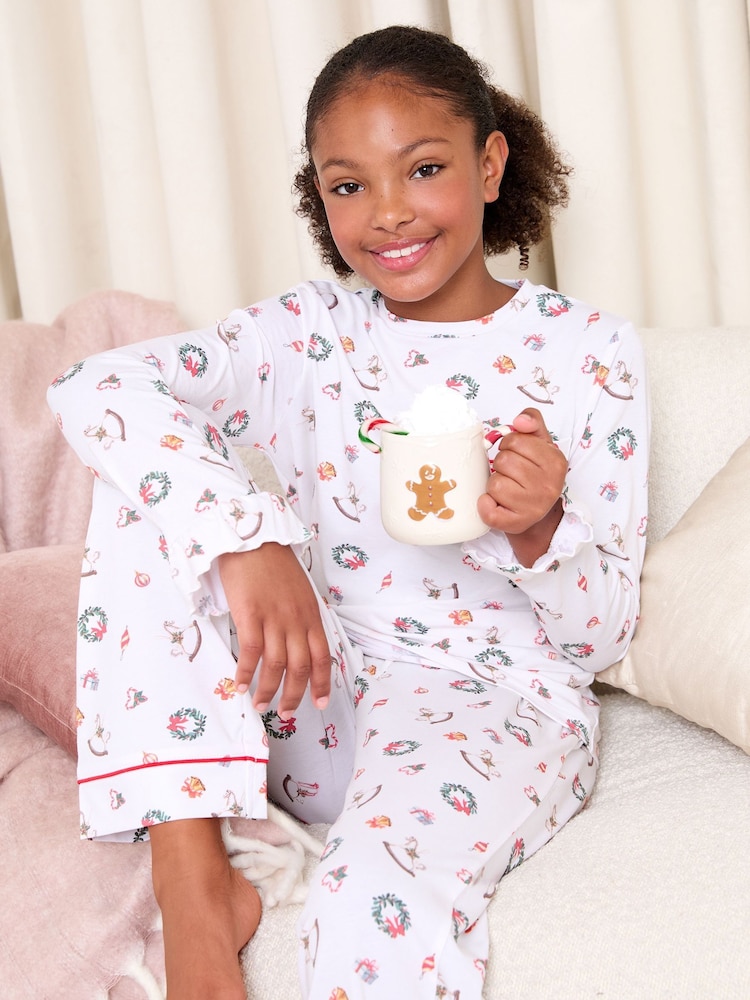 Lipsy Cream Garland Christmas Jersey Pyjamas Set (5-16yrs) - Image 2 of 4 Lipsy Cream Garland Christmas Jersey Pyjamas Set (5-16yrs) - Image 2 of 4