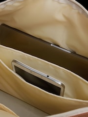 Cabin Max Cream Santa Cruz Holdall Luggage Set - 24L & 40L Cabin Case - Image 5 of 5