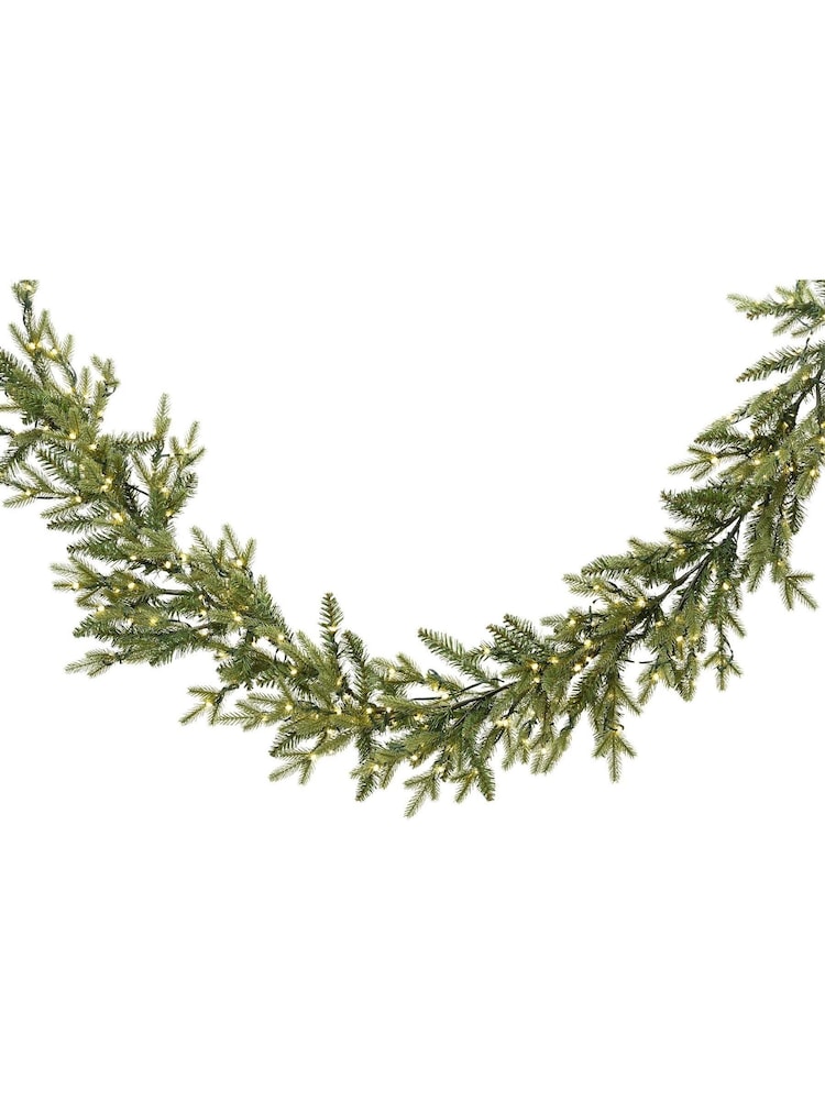 Everlands Green Norway Spruce Pre Lit 270cm Christmas Garland - Image 2 of 4 Everlands Green Norway Spruce Pre Lit 270cm Christmas Garland - Image 2 of 4