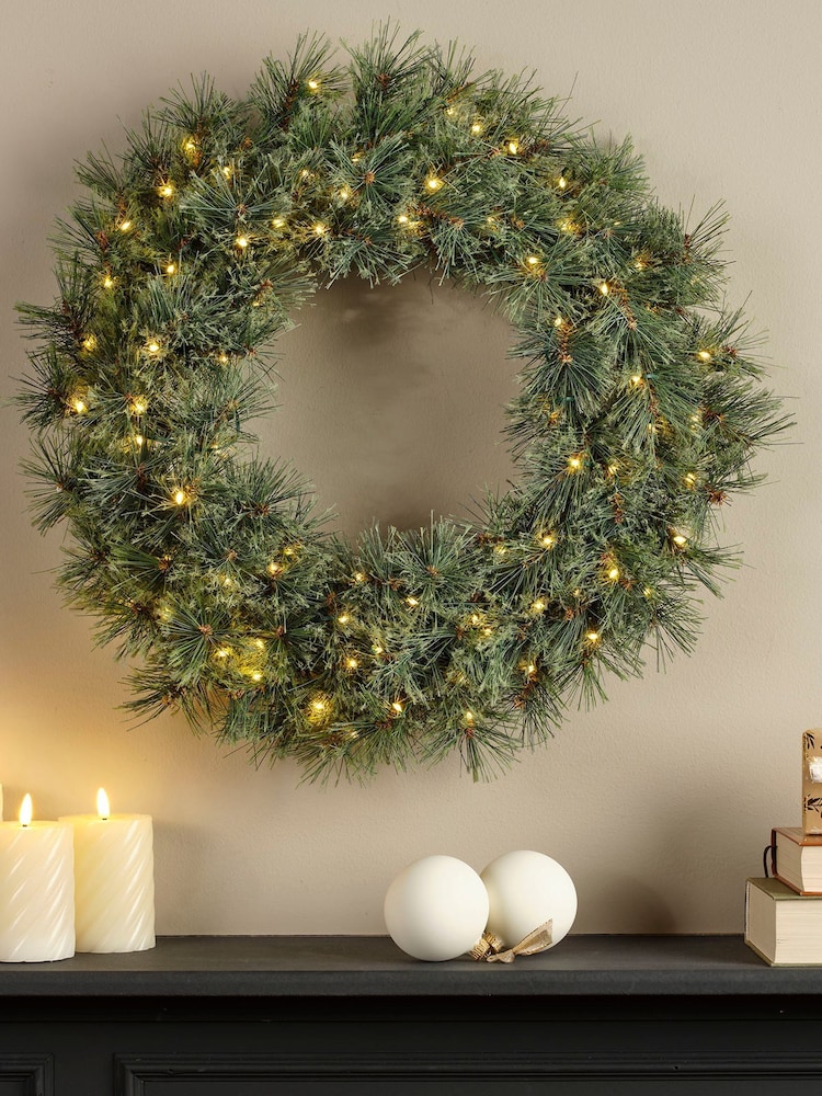 Everlands Green Cashmere Pre Lit Battery Operated Wreath Diameter - Image 2 of 4