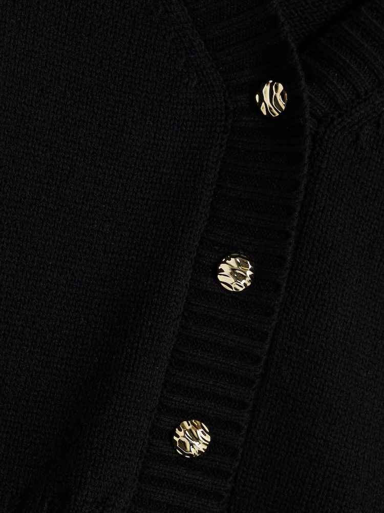 River Island Black Cropped V-Neck Cardigan - Image 5 of 5 River Island Black Cropped V-Neck Cardigan - Image 5 of 5