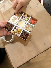 The Gourmet Chocolate Pizza Co Easter Fun Chocolate Grazing Box - Image 2 of 3