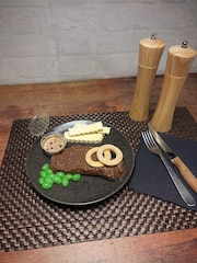 The Gourmet Chocolate Pizza Co Chocolate Traditional Steak and Chips - Image 3 of 4