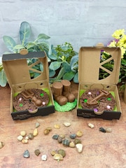 The Gourmet Chocolate Pizza Co Chocolate Gardening Gift Set - Image 1 of 6