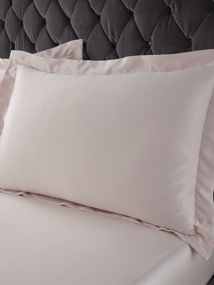 Catherine Lansfield Blush Silky Soft Satin Oxford Pillowcase - Image 1 of 2