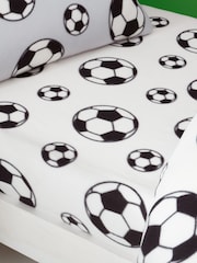 Catherine Lansfield White Cosy Football Fleece Fitted Sheet - Image 1 of 2