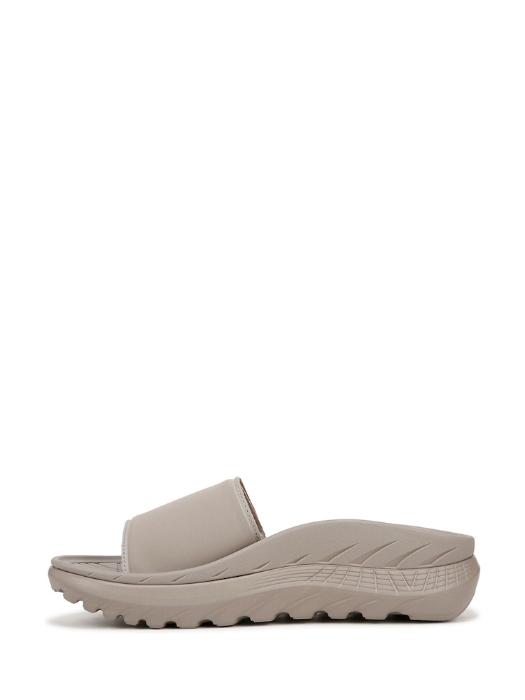 Vionic Unisex Rejuvenate Recovery Arch Support Sandals - Image 2 of 7