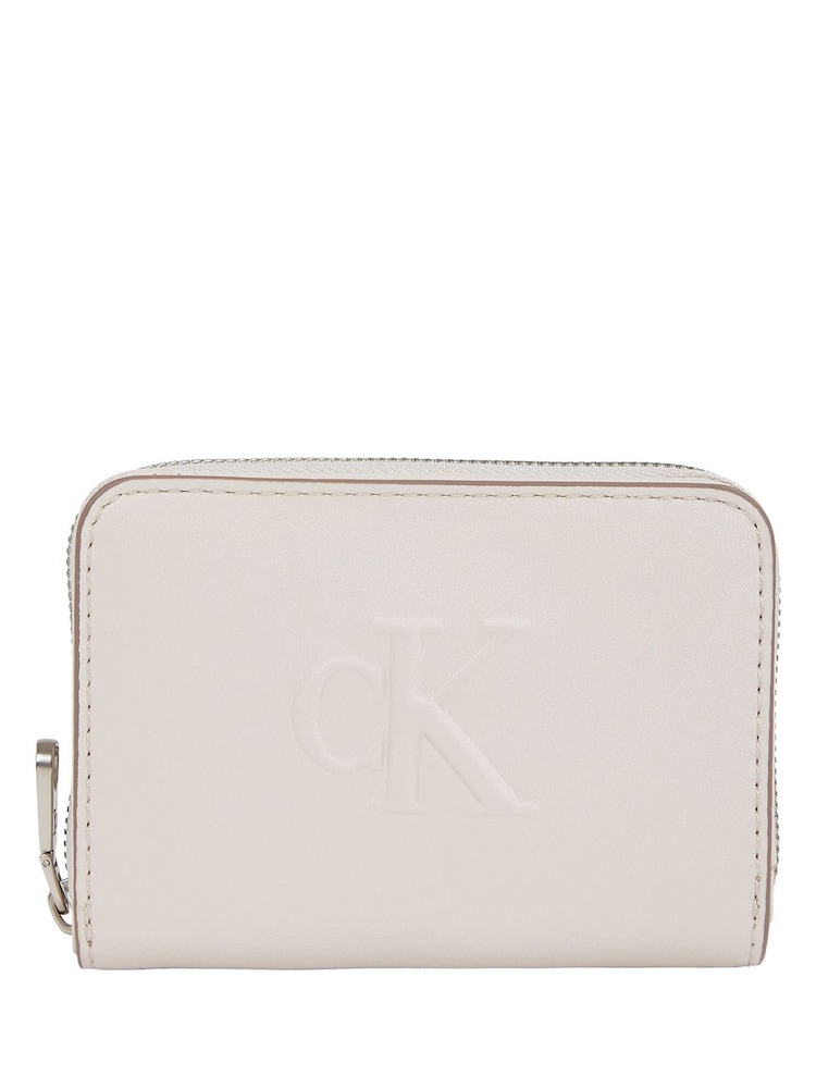 Calvin Klein White Medium Zip Wallet - Image 1 of 4 Calvin Klein White Medium Zip Wallet - Image 1 of 4