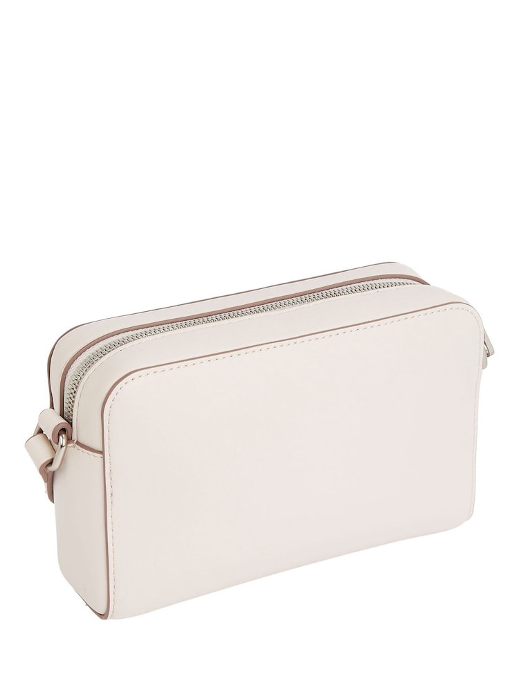 Calvin Klein White Sculpted Camera Bag - Image 3 of 5