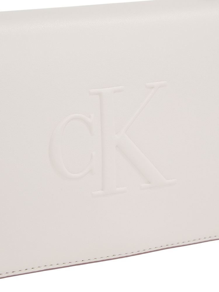 Calvin Klein White Flap Shoulder Bag - Image 4 of 5
