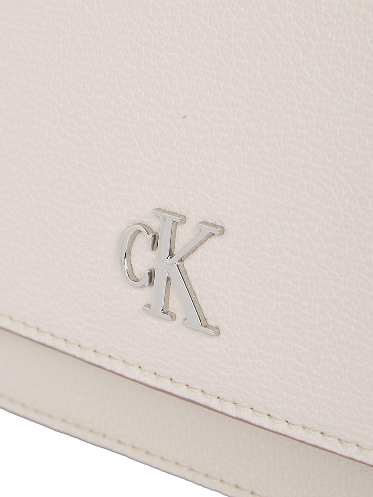 Calvin Klein White Minimal Monogram Flap Wallet - Image 4 of 4 Calvin Klein White Minimal Monogram Flap Wallet - Image 4 of 4