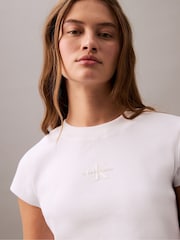 Weiß - Calvin Klein T-Shirt mit Monogramm - Bild 8 von 9