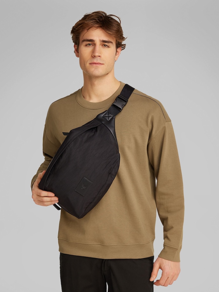 Calvin Klein Black Oversized Metro Bum Bag - Image 5 of 5