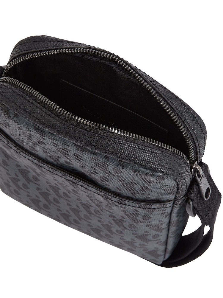 Calvin Klein Matte Reporter Bag - Bild 2 von 4