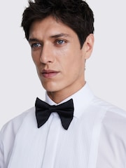 MOSS White Regular Fit 100% Cotton Pleated Dress Shirt - Image 2 of 4