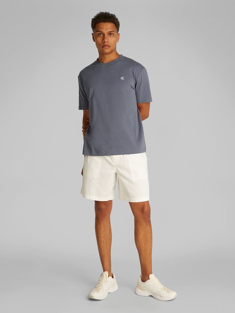 Сірий - Calvin Klein 100% Cotton Serif Font Graphic футболки - Image 2 of 7