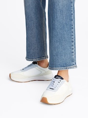 Tommy Hilfiger נעלי ריצה אופנתיות ליומיום - Image 1 of 6