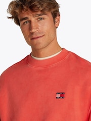 Tommy Jeans Red Relaxed Label Crew Neck 100% Cotton Sweatshirt - Image 4 of 7