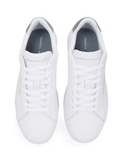 Белый с хромированной отделкой - Кожаные кроссовки Tommy Hilfiger Court Essential - Image 6 of 6