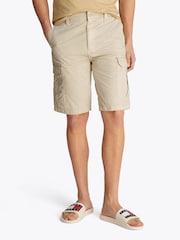 Tommy Jeans Natural Regular Fit Otis Cargo 100% Cotton Shorts - Image 7 of 7