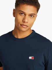 Blau - Tommy Jeans Regular Fit 100% Cotton Badge T-Shirt - Bild 4 von 7